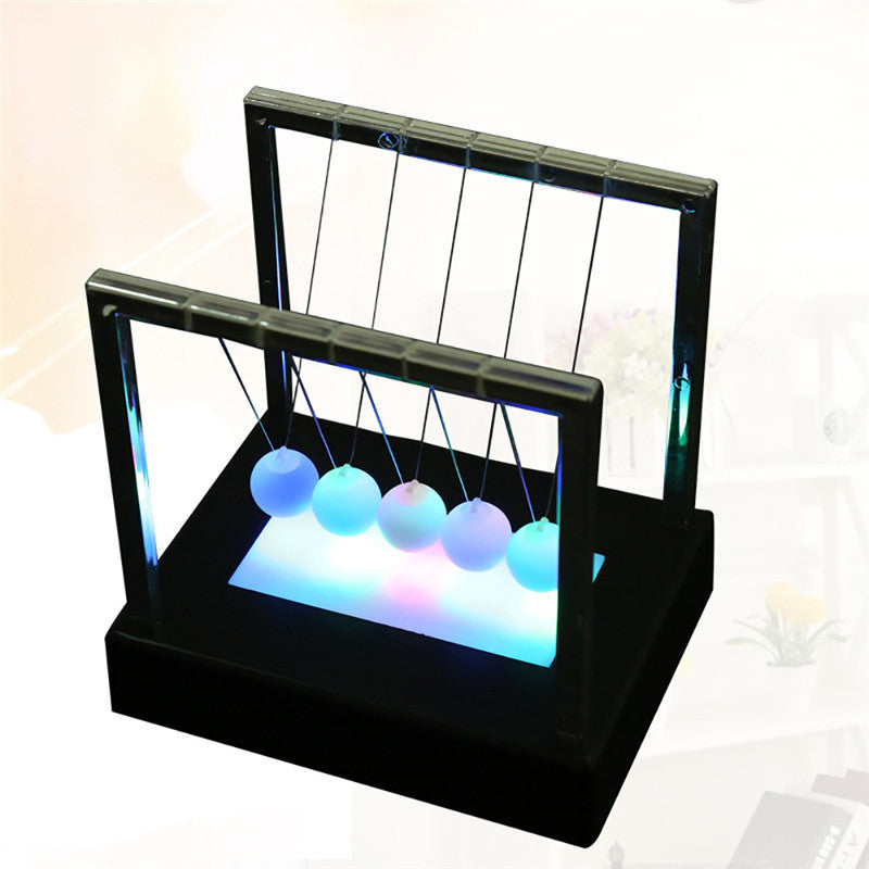 LED-Newton-Pendel – Faszinierendes Physik-Spiel mit leuchtenden Kugeln