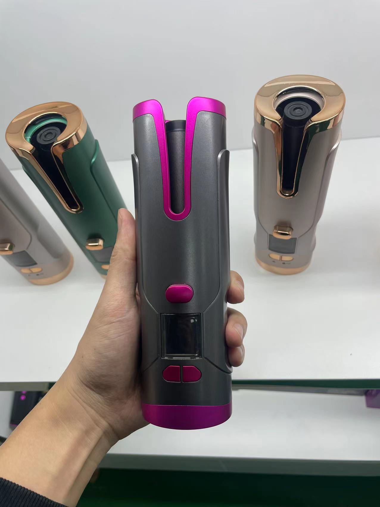 Kabelloser Lockenstab – Tragbarer, wiederaufladbarer Lockenformer mit Zubehör für flexibles Styling unterwegs